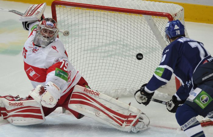 \"Динамо\" победило \"Спартак\" в столичном дерби
