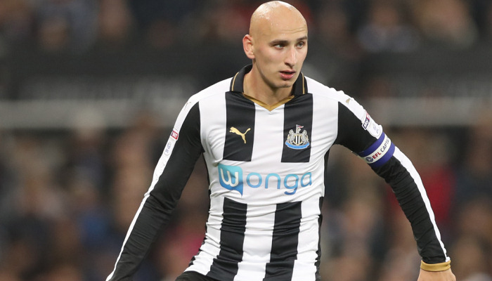 \"Ньюкасл\" без проблем разобрался с \"Саутгемптоном\"