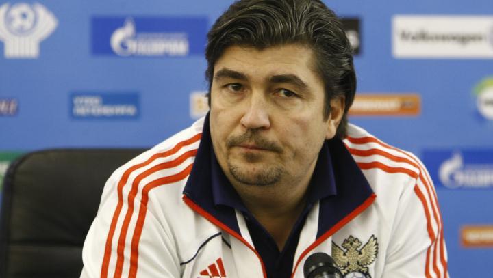 Писарев будет руководить молодежной сборной до 2015 года