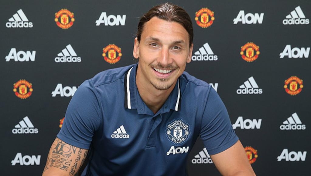 Ибрагимович рад быть одноклубником Руни