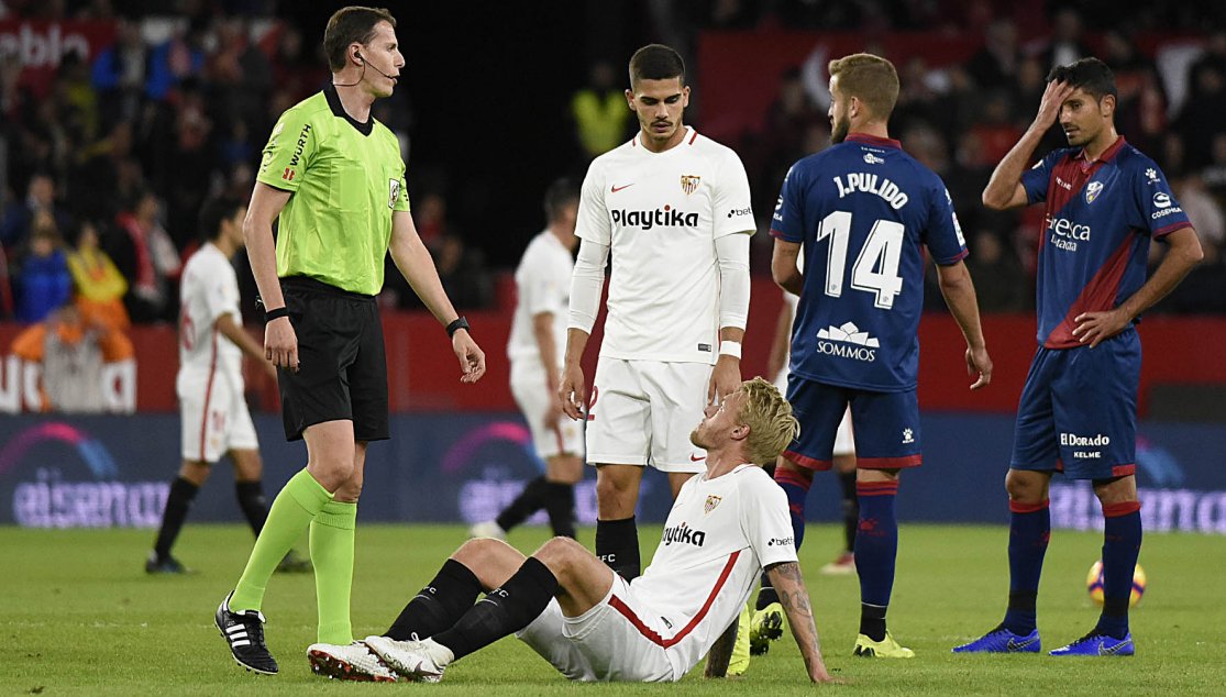 \"Севилья\" одержала победу над \"Уэской\"