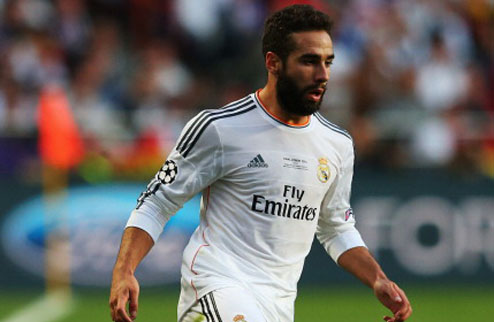 \"Бавария\" намерена усилиться защитником \"Реала\"