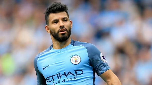 Агуэро продлил контракт с \"Ман Сити\"