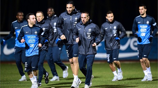 Дешам огласил список футболистов, которые сыграют против украинцев