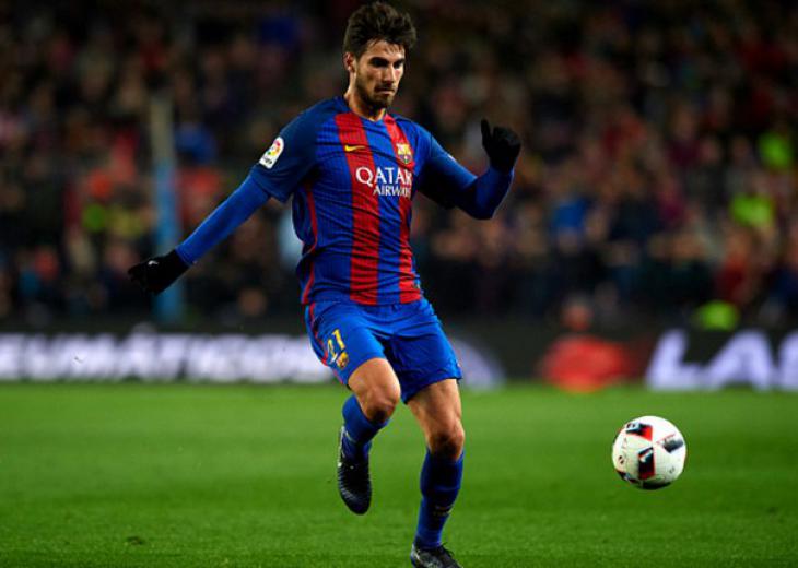 Иньеста вступился за Андре Гомеша