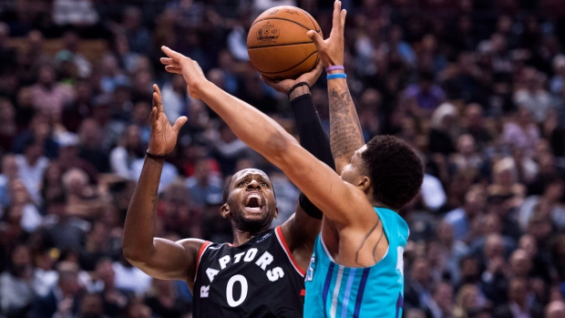 \"Торонто Рэпторс\" крупно переиграли \"Шарлотт Хорнетс\"