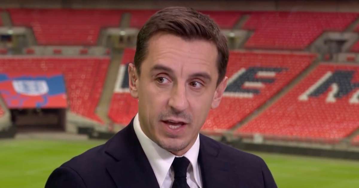 Гари Невилл: \"МЮ\" переплачивает игрокам, чтобы сохранить их в команде