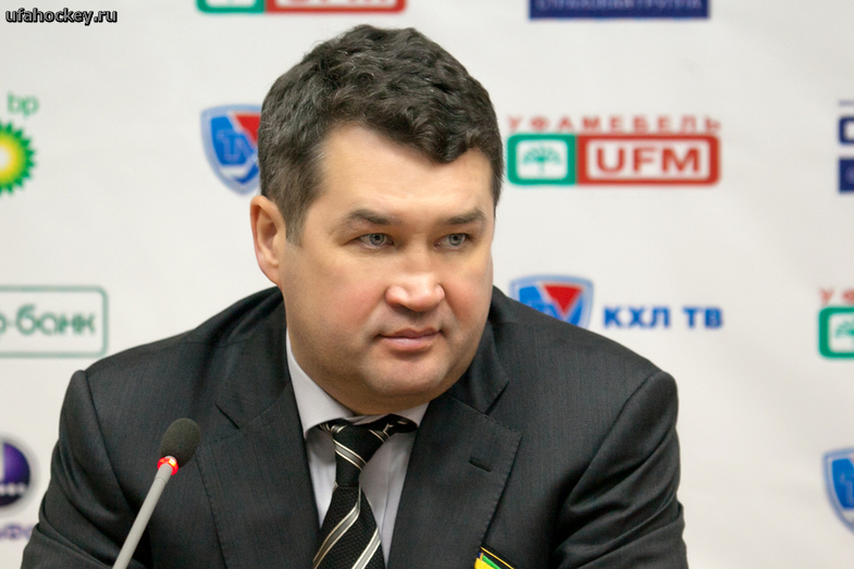 \"Салават Юлаев\" отправил в отставку Сафина