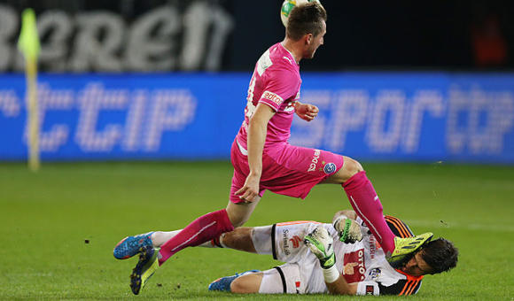 Голкиперу \"Люцерна\" наложили 4 шва