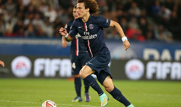 Давид Луис отметил бразильцев \"Шахтёра\"