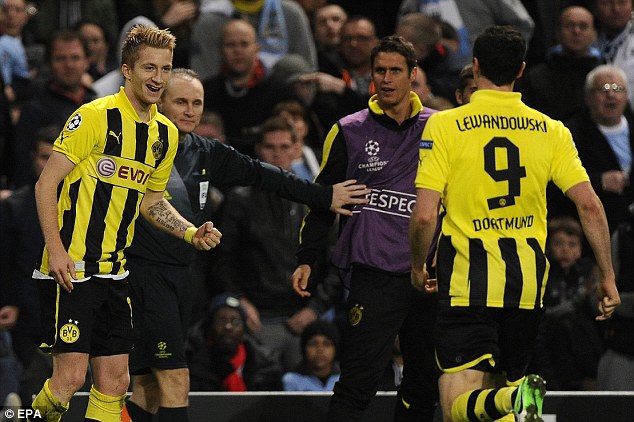 \"Барса\" следит за Ройсом и Левандовски