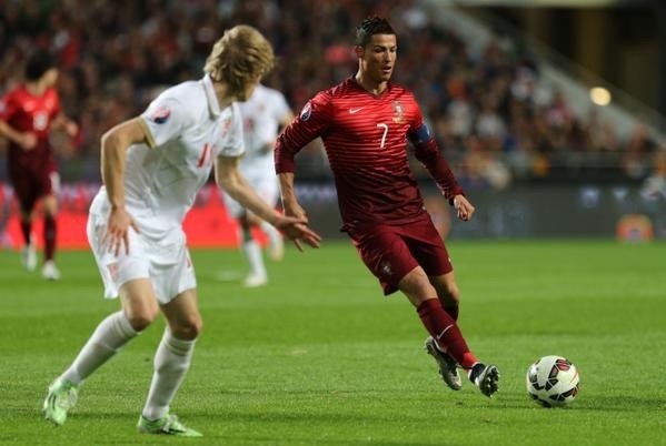 Португалия на своем поле обыграла Сербию