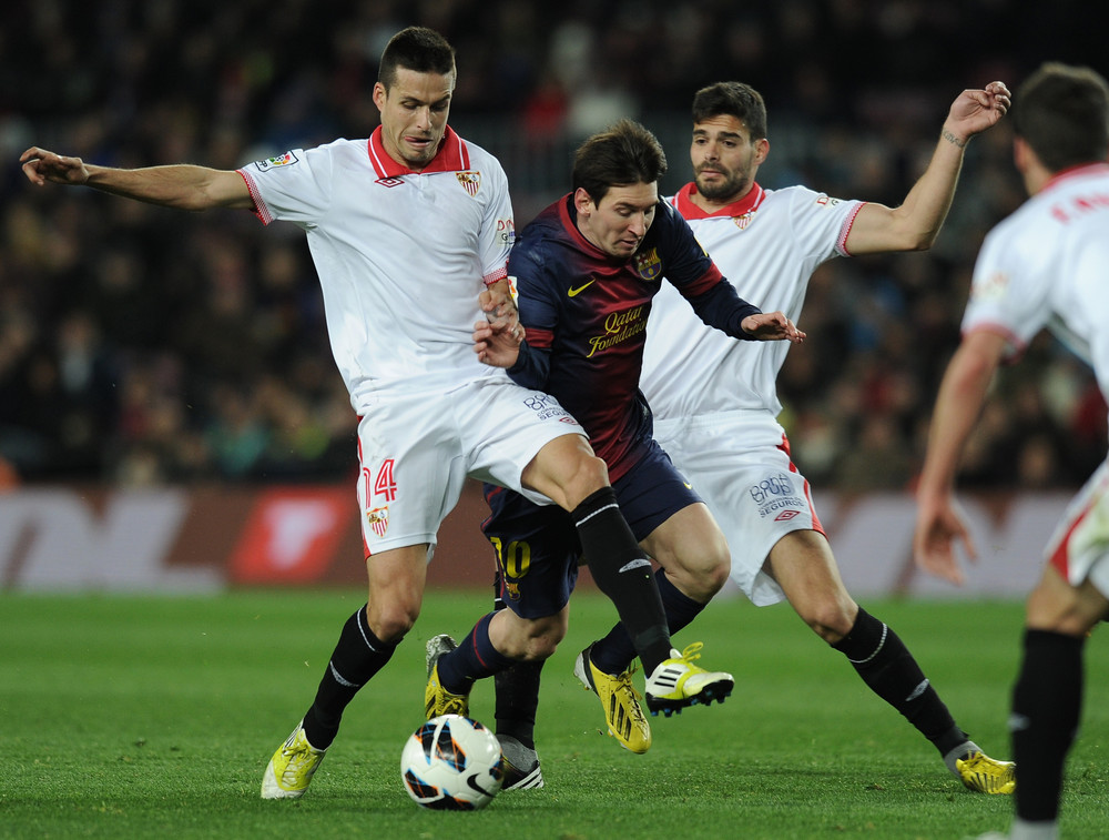 Месси принес волевую победу \"Барселоне\" над \"Севильей\"