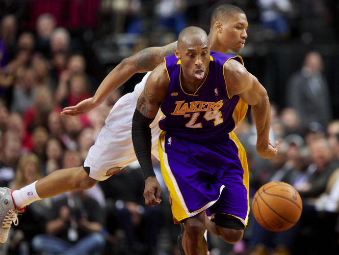 47 очков Коби принесли \"Лейкерс\" победу над \"Портлендом\"