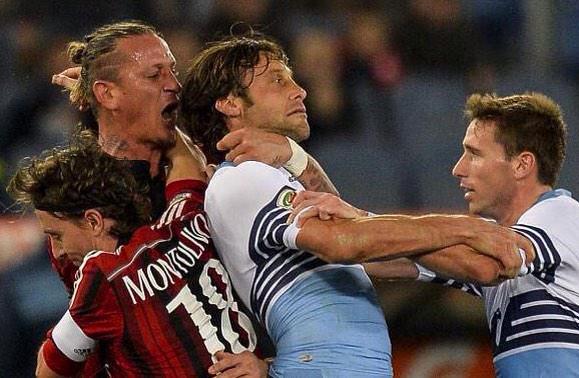 Защитник \"Милана\": мне нет оправдания