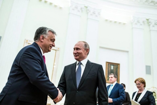 Орбан поздравли Путина с успешным проведением ЧМ-2018