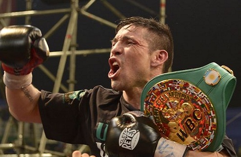 Мартинес не без проблем победил Мюррея