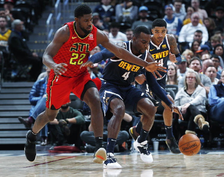 \"Денвер Наггетс\" крупно одолел \"Атланту Хоукс\"