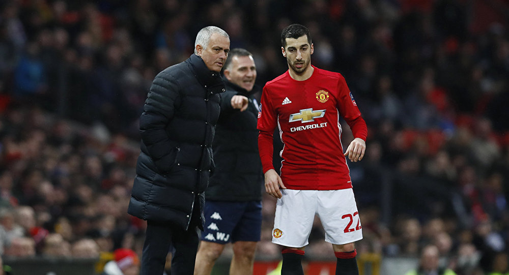 Моуринью готов продать Мхитаряна и Шоу