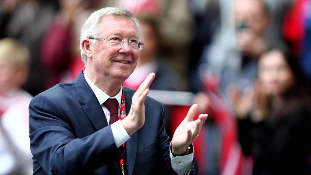 Фергюсон поздравил Венгера с рекордом