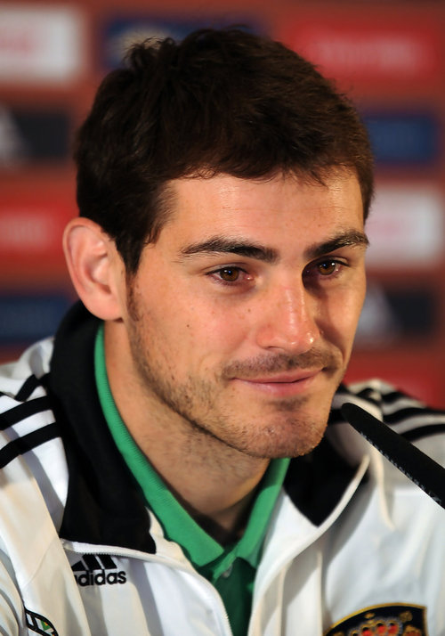 Икер Касильяс уже тренируется в общей группе