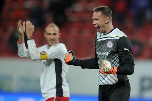 \"Крылья Советов\" и  \"Амкар\" расписали мировую в Самаре 