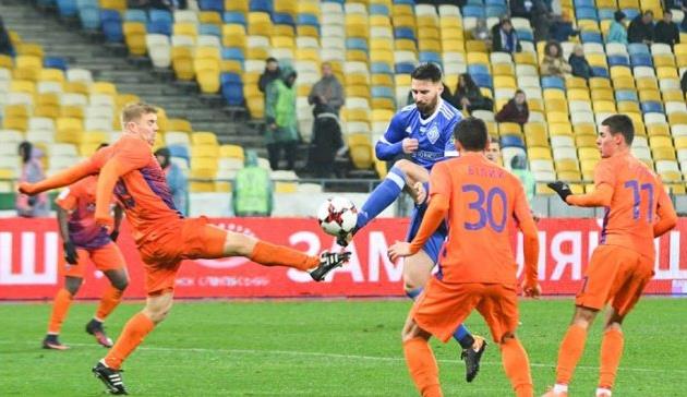 \"Динамо Киев\" на выезде одолел \"Мауриуполь\"