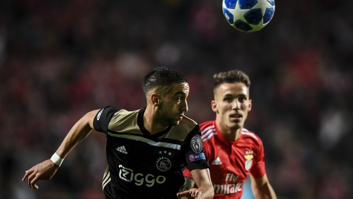 \"Бенфика\" и \"Аякс\" победителя не выявили