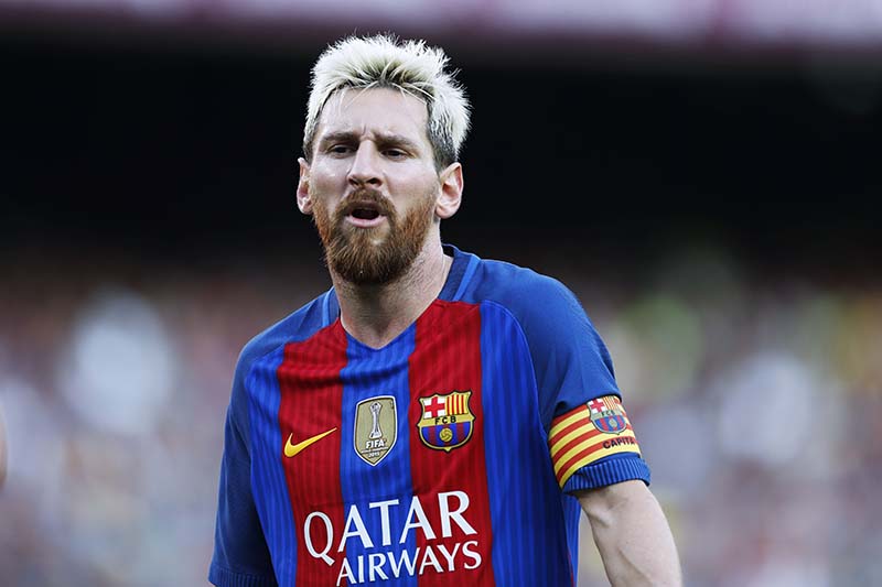 Де Бур считает, что Месси лучше Пеле и Кройфа