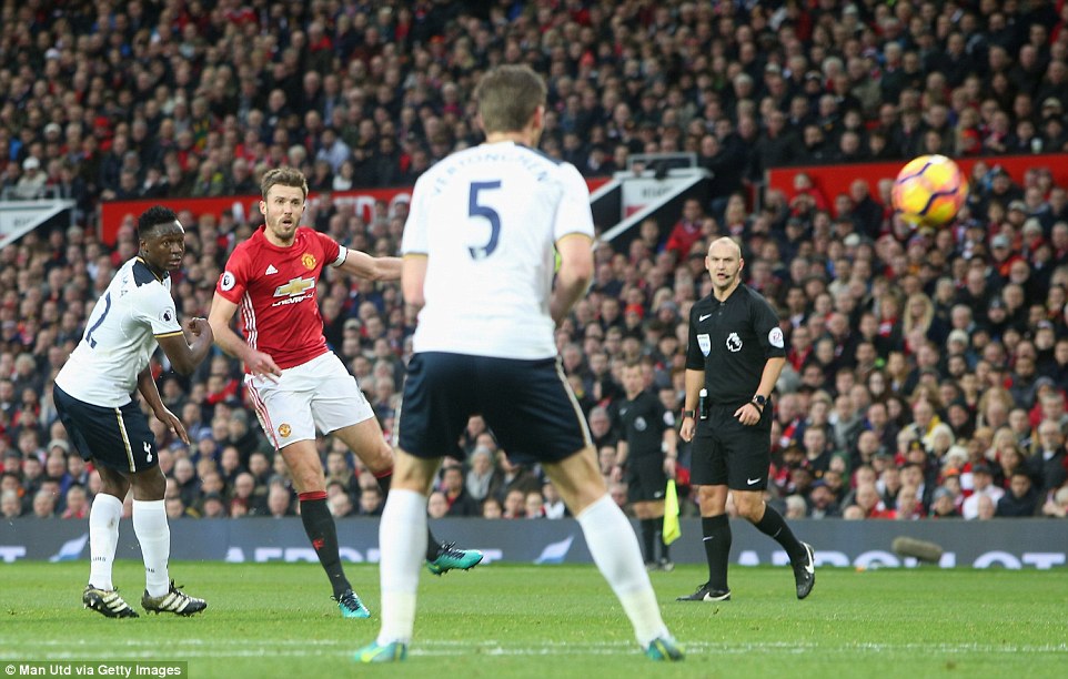 Каррик: счастливы, что набрали три очка