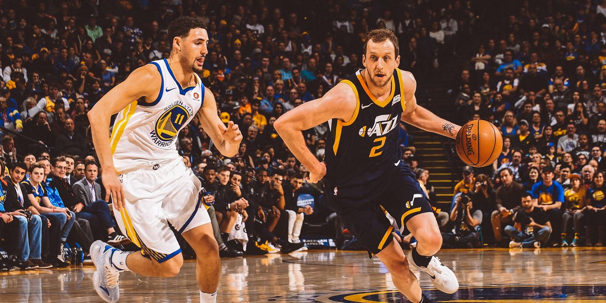 \"Юта\" разгромно проиграла \"Голден Стэйт\"