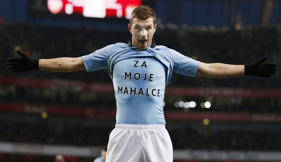 \"Манчестер Сити\" берет 3 очка на \"Эмирейтс\"