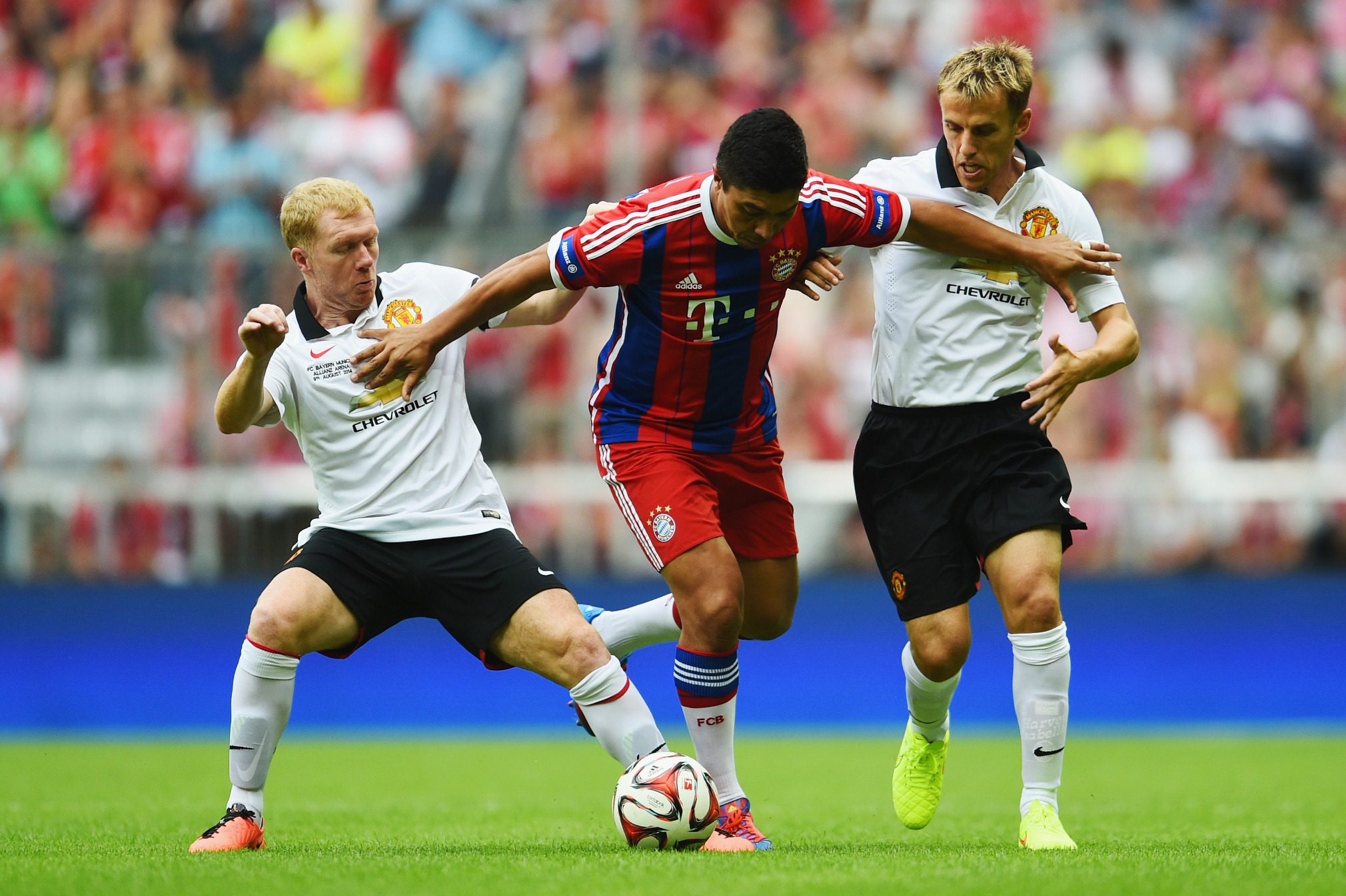 Команды легенд \"МЮ\" и \"Баварии\" сыграют матч \"Олд Траффорд\"