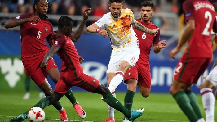 Испания U-21 вышла в полуфинал с первого места