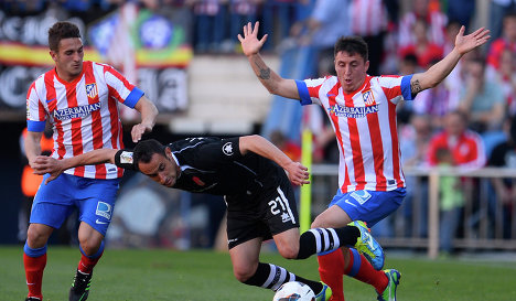 \"Атлетико\" громит  \"Гранаду\" на своем поле