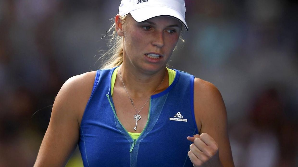 Возняцки обеспечила себе место в турнире в Торонто