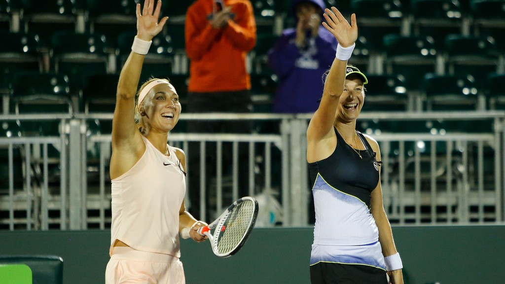 Макарова и Веснина прошли в полуфинал турнира в Майами