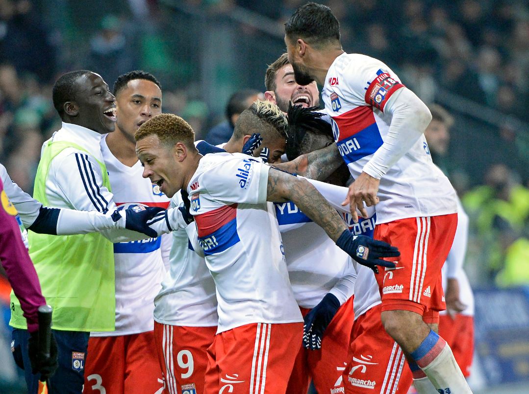 \"Лион\" отправил 5 голов в ворота \"Сент-Этьена\"
