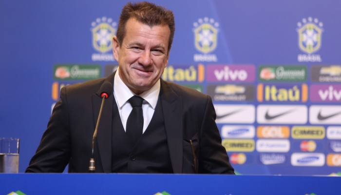 Дунга не боится отставки