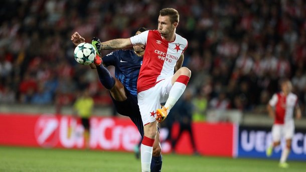 АПОЭЛ проходит \"Славию\"