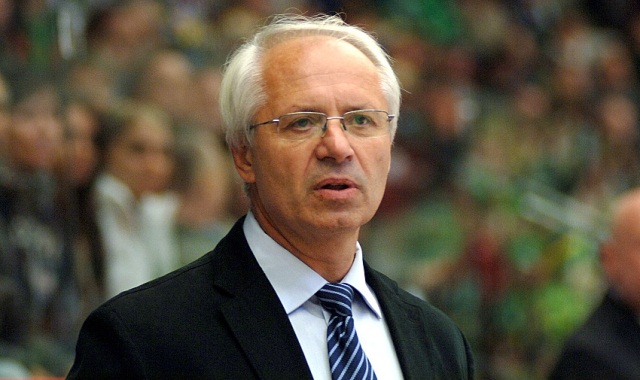 Сикора продлил контракт с \"Левом\"