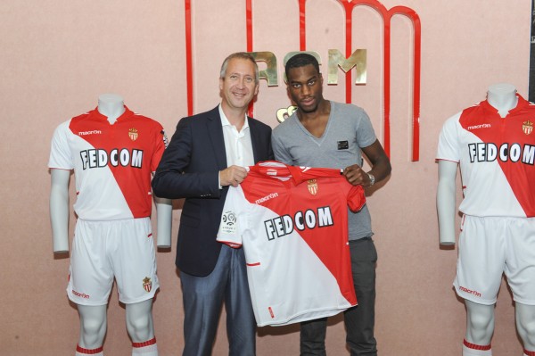 Кондогбиа официально перешел в \"Монако\"