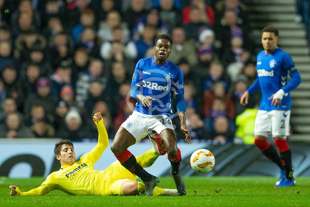 \"Рейнджерс\" расписали \"сухую\" ничью с \"Вильярреалом\"