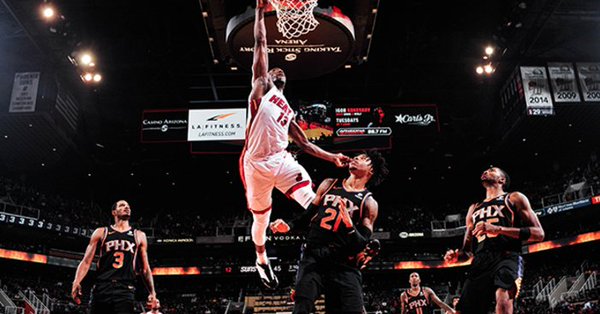 \"Финикс\" без шансов уступил \"Майами\"