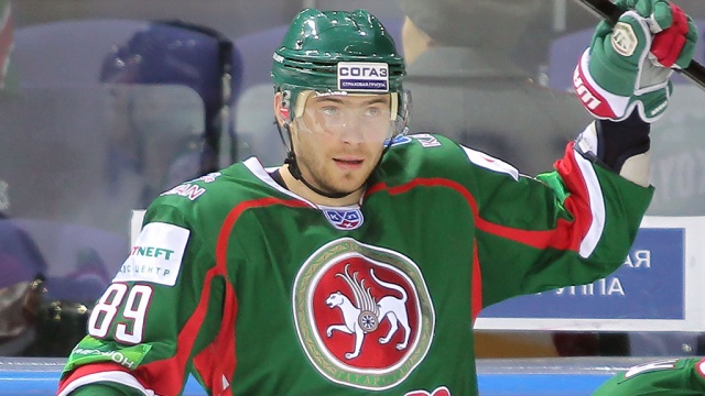 Форвард \"Ак Барса\" избил стражей порядка