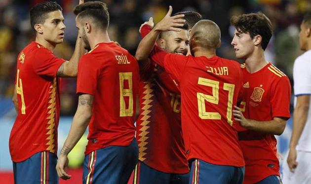 Испанцы громят Коста-Рику