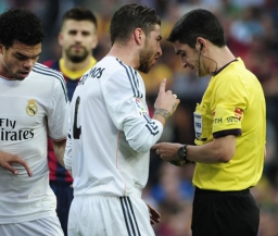 Капитан "Реала": "Два пенальти и игра рукой!"