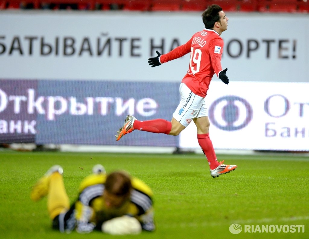 \"Спартак\" \"проехался\" по \"Волге\"