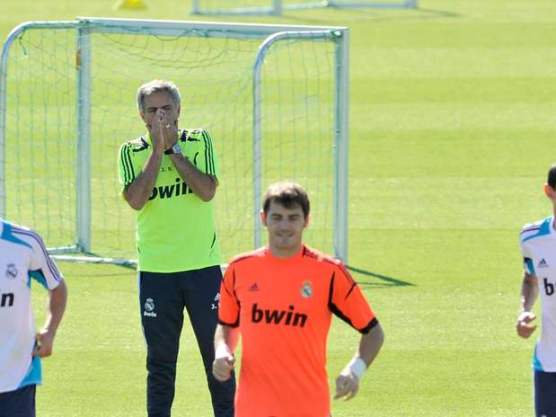 Касильяс: Анчелотти лучше Моуринью