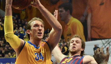 \"Химки\" обыграли \"Барселону\"